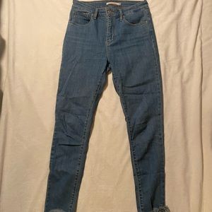LEVI’S 721 High Rise Skinny Medium Wash Jeans